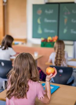 Obst im Klassenzimmer