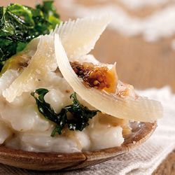 Feigenrisotto mit frittiertem Grünkohl