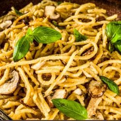 Pilzrahmspaghetti mit geräucherten Champignons
