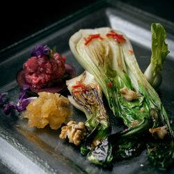 Pak Choi mit Kartoffelstampf und Apfelchutney