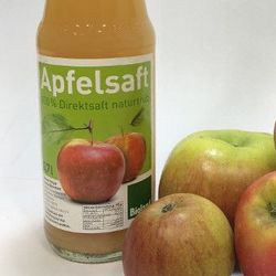 Hofeigener Apfelsaft