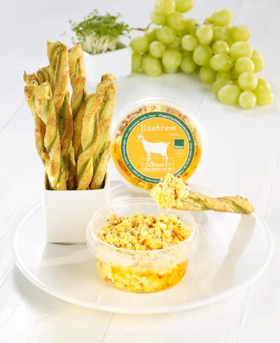 Produktfoto zu Ilsekrem Ziegenfrischkäse mit Curry