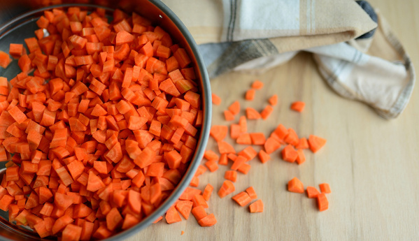 Möhren gewürfelt
