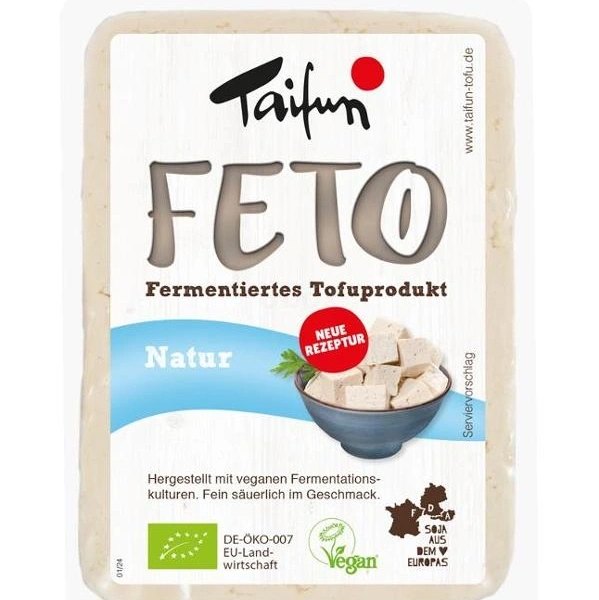 KI generiert: Verpackung von "Taifun FETO", einem fermentierten Tofuprodukt. Text: "Hergestellt mit veganen Fermentationskulturen."