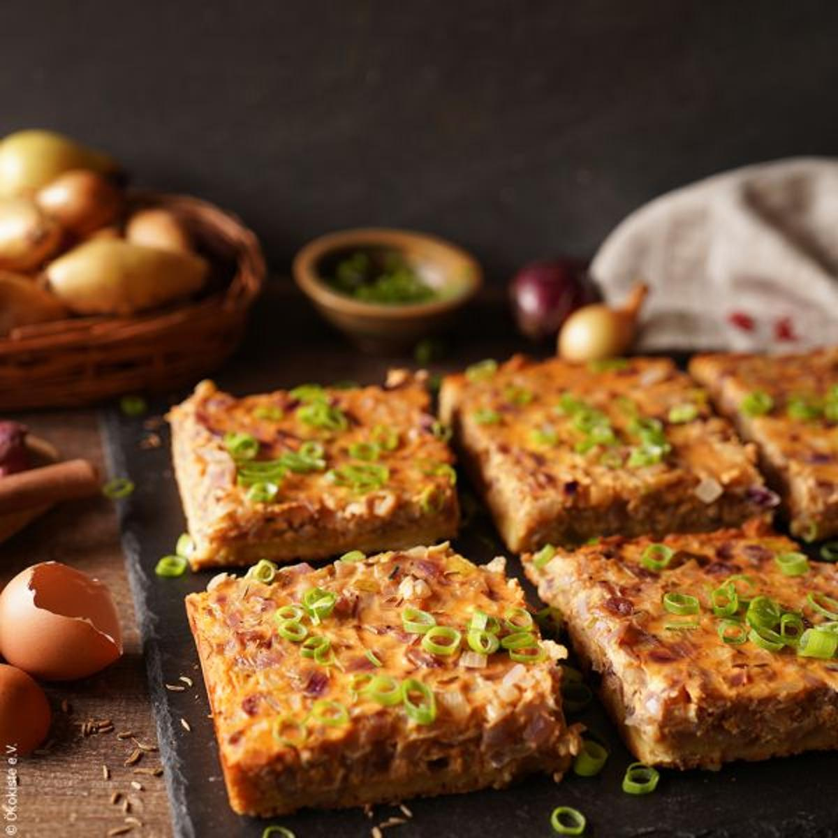 Rezept: Zwiebelkuchen ohne Hefe (6 Portionen)