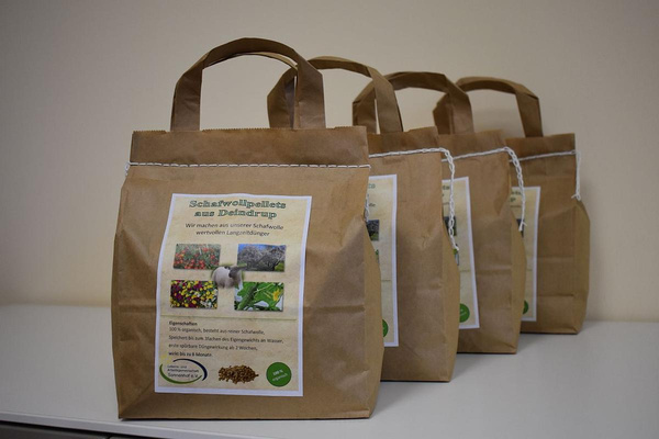 Produktfoto zu Schafwollpellets Dünger