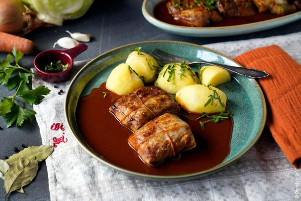 Produktfoto zu Rezept: Vegane Kohlrouladen (4 Portionen)