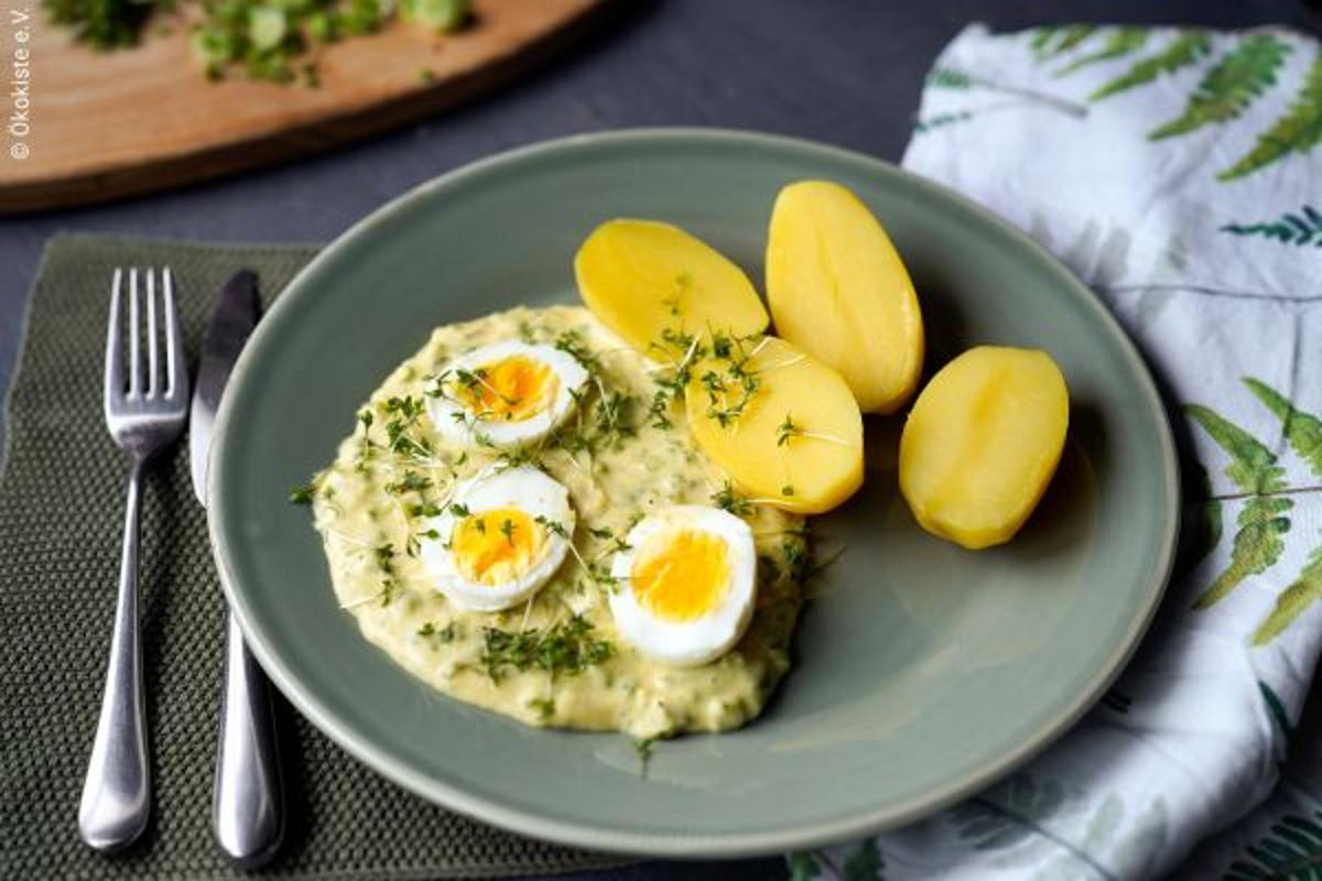 Rezept: Eier in Senfsahne (4 Portionen)