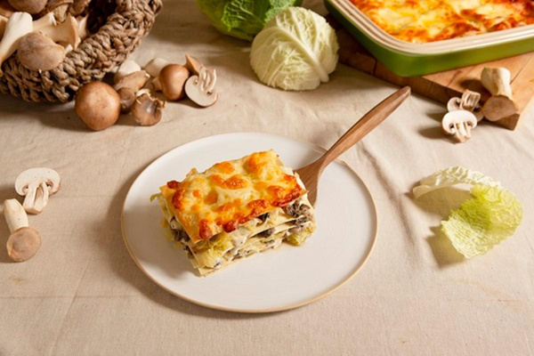 Produktfoto zu Rezept:Wirsing-Pilz-Lasagne (4 Portionen)